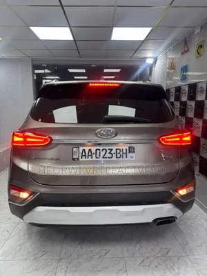 Hyundai Santa Fe Limited 2.4 FWD 2019 Gris