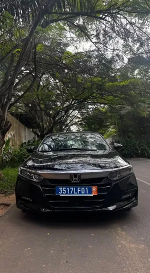 Photo - Honda Accord LX 1.5T 2020 Noir