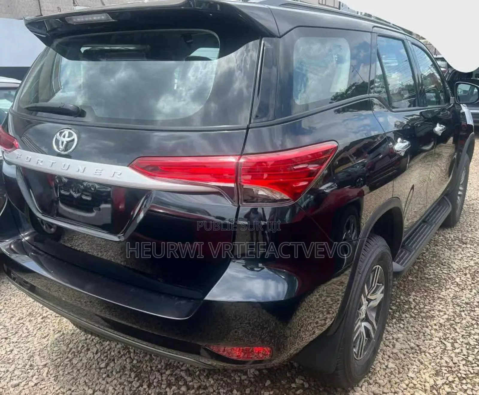 New Toyota Fortuner 4.0 AWD 2024 Noir