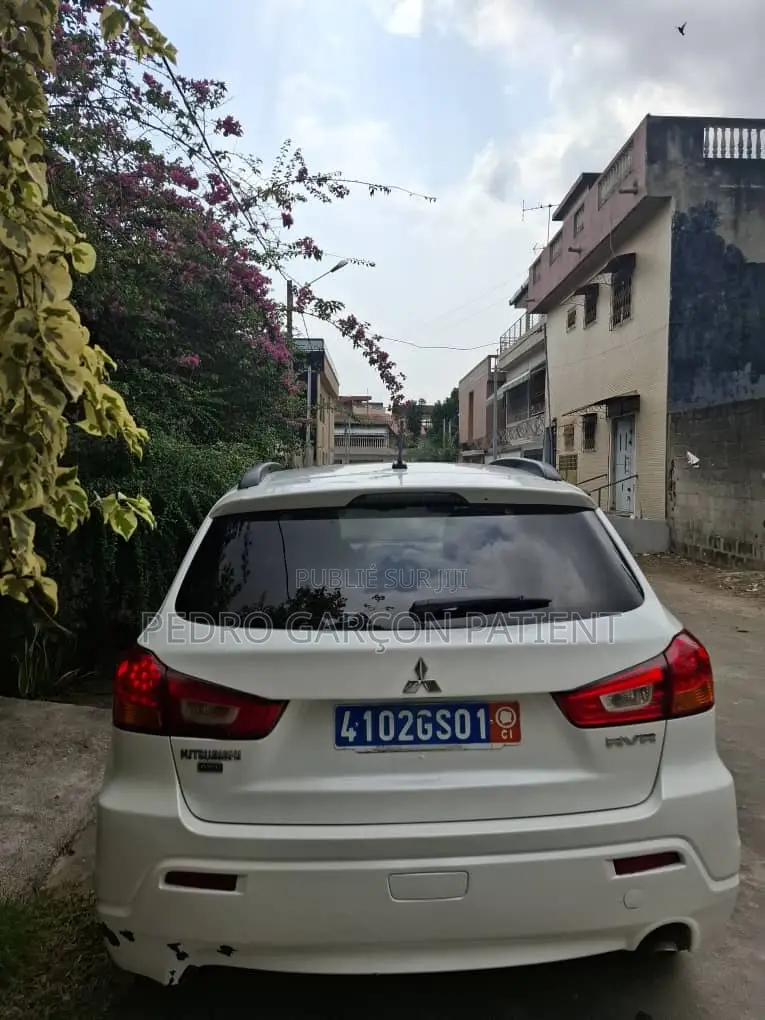 Mitsubishi RVR 2.0 2011 Blanc