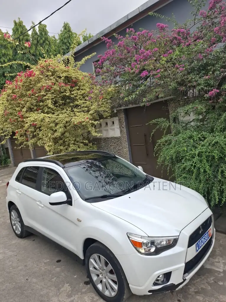 Mitsubishi RVR 2.0 2011 Blanc
