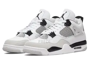 Air Jordan 4