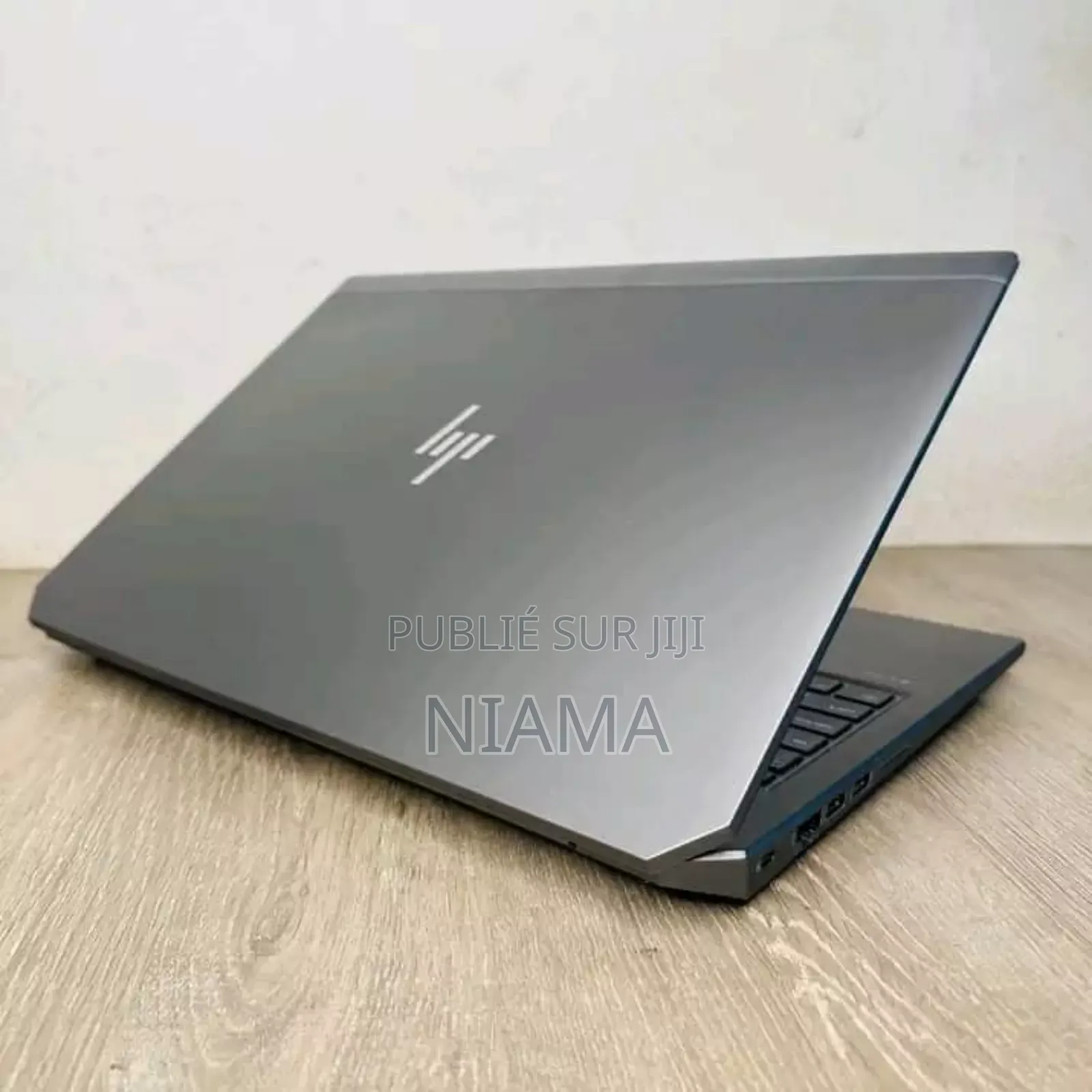 New Ordinateur Portable HP ZBook 15u G5 32GB Intel Core I7 SSD 1T