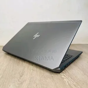 Photo - New Ordinateur Portable HP ZBook 15u G5 32GB Intel Core I7 SSD 1T