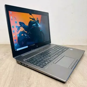 New Ordinateur Portable HP ZBook 15u G5 32GB Intel Core I7 SSD 1T