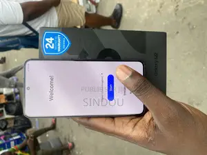 Samsung Galaxy S22 5G 128 GB Noir