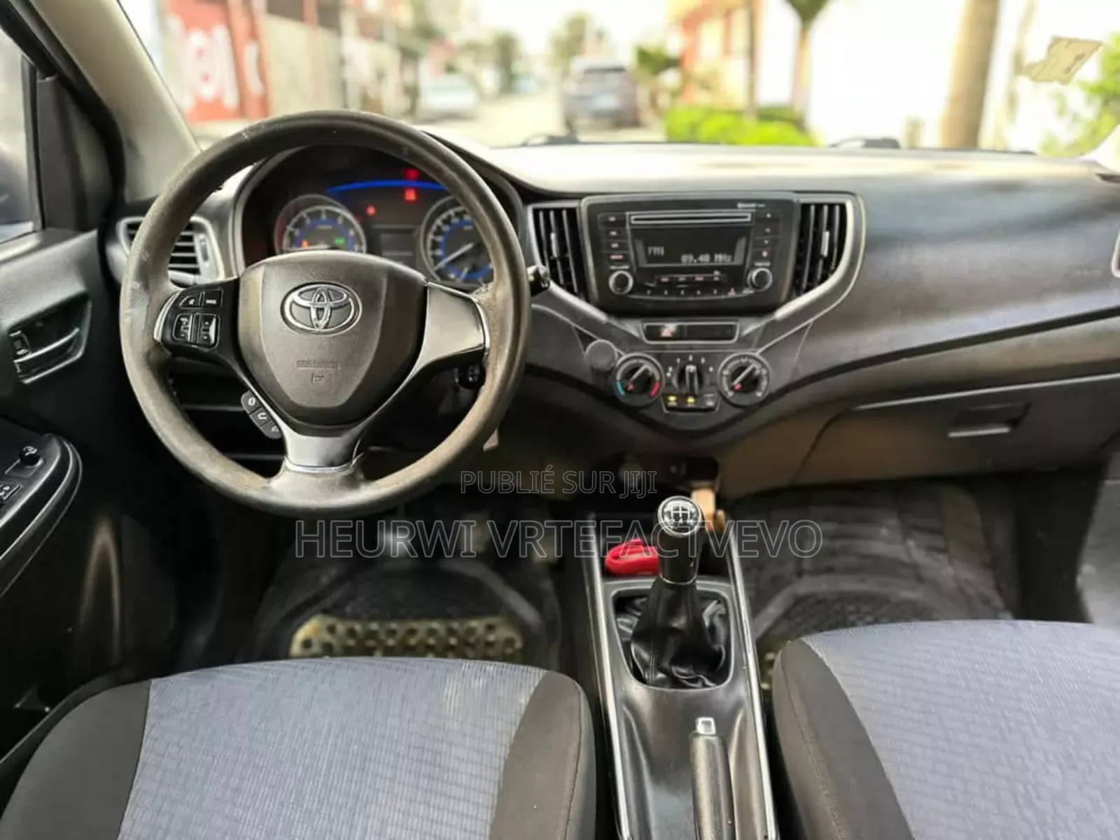 Toyota Starlet 2022 Bleu