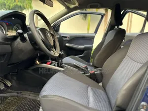 Toyota Starlet 2022 Bleu