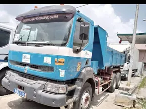Renault 10 2012 Bleu
