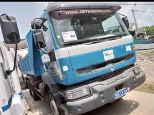 Renault 10 2012 Bleu