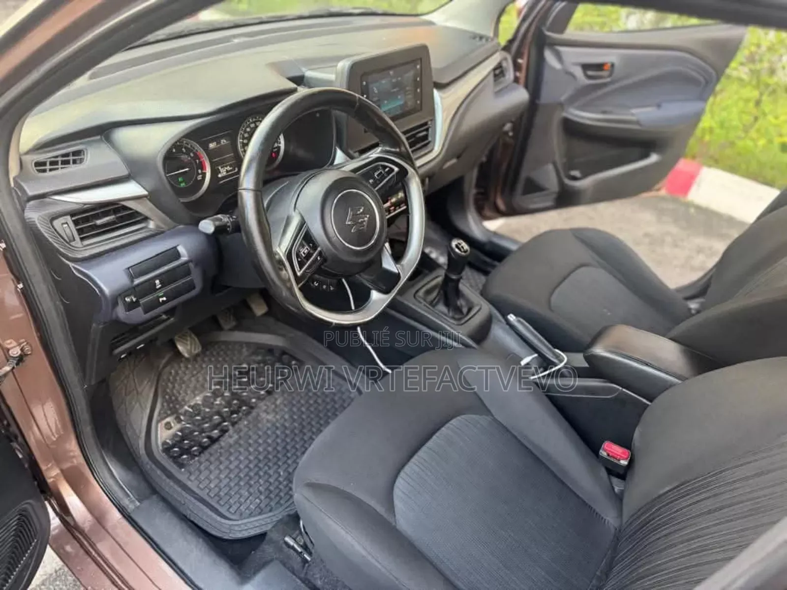 Suzuki Baleno 2023 Marron