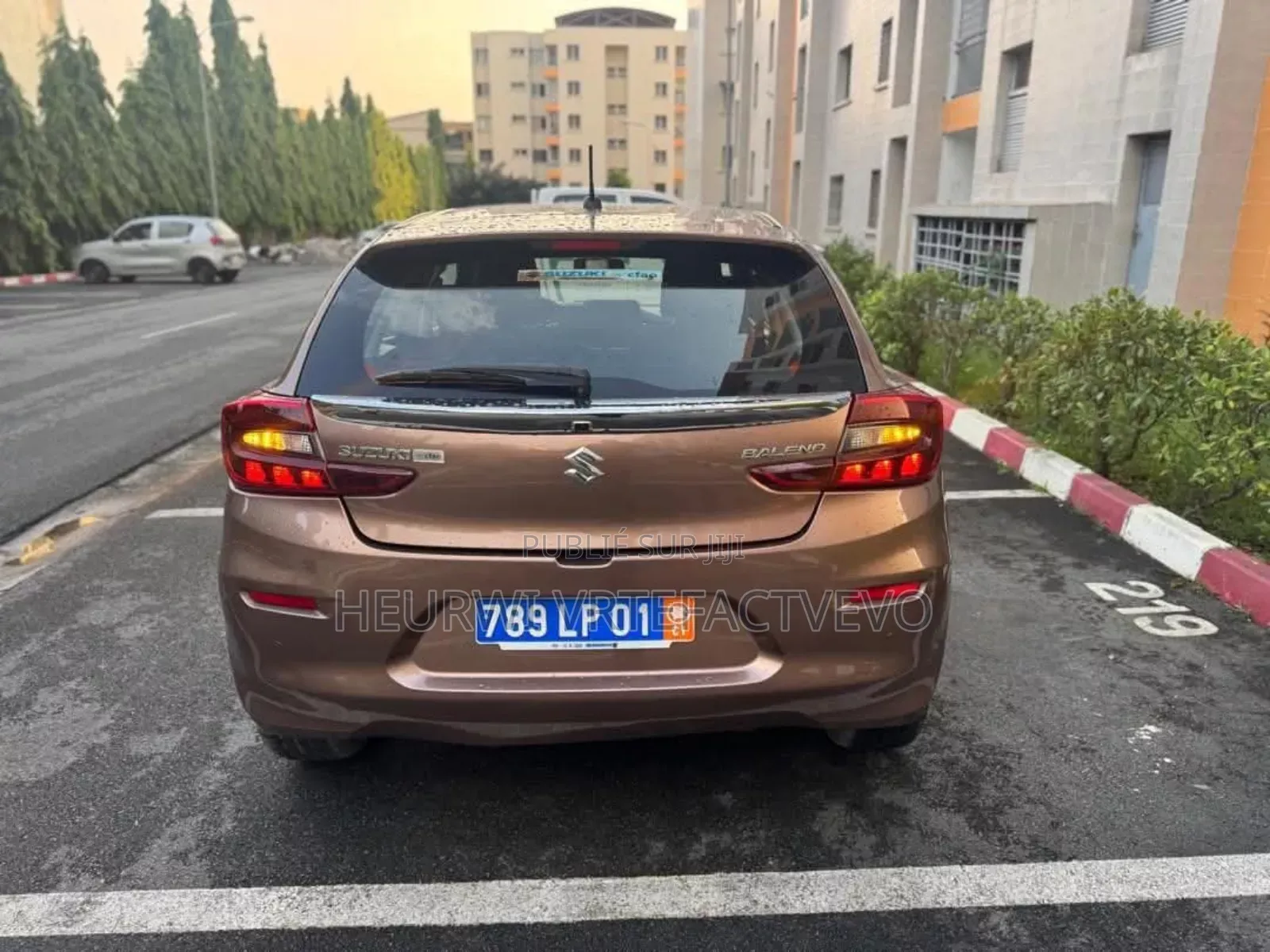 Suzuki Baleno 2023 Marron