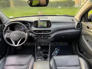 Hyundai Tucson SE 2021 Gris