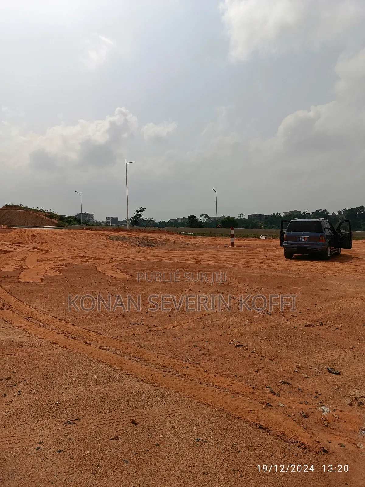 Vente Terrain DE 2000M2 Avec Acd En Bordure DE Voie Y4