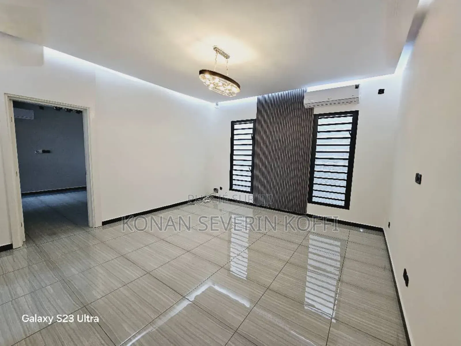 4chbre Duplex dans La Maison Idéale, Cocody à Vendre