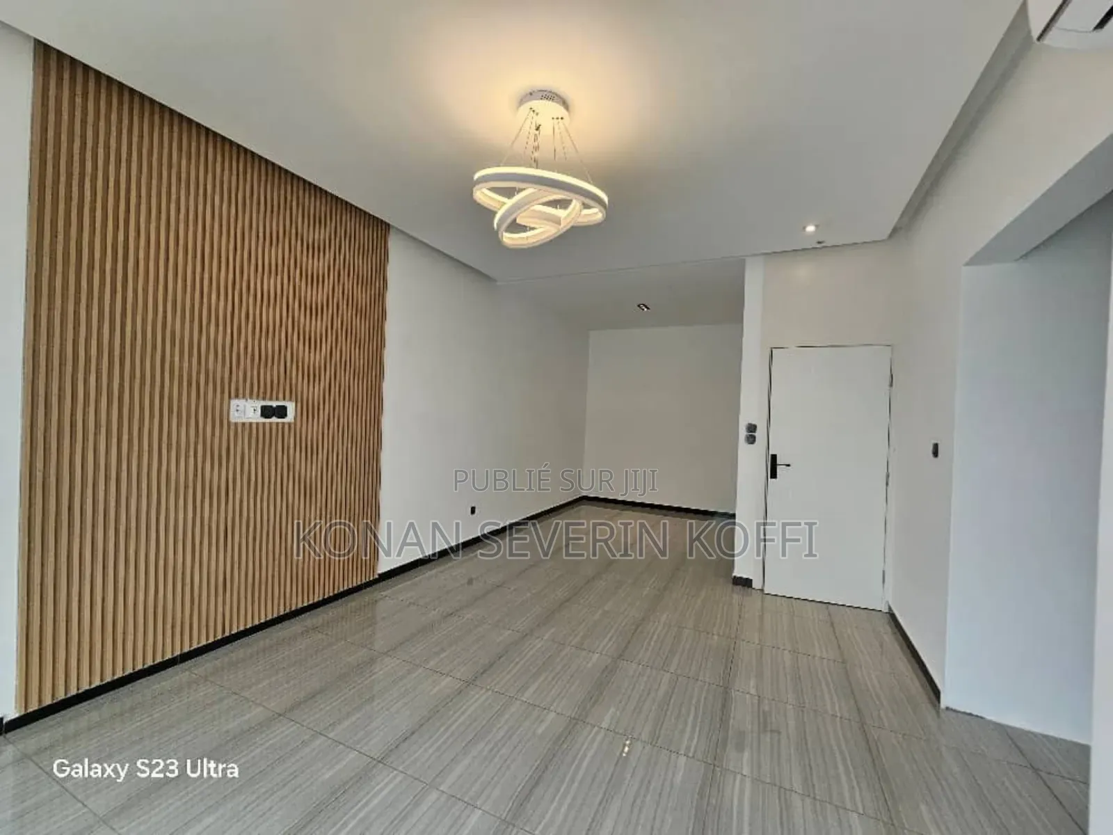 4chbre Duplex dans La Maison Idéale, Cocody à Vendre