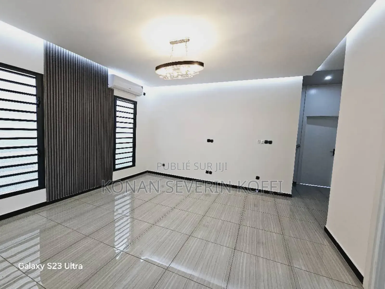 4chbre Duplex dans La Maison Idéale, Cocody à Vendre