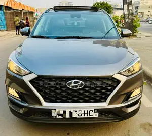 Photo - Hyundai Tucson 2020 Gris