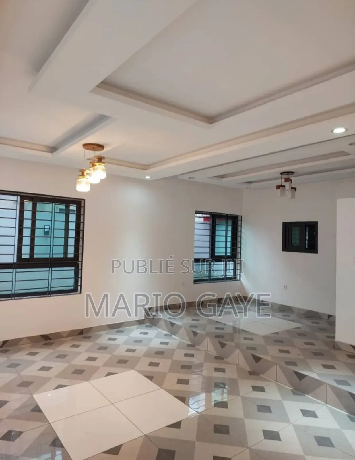 10chbre Duplex dans Mario, Cocody à Vendre