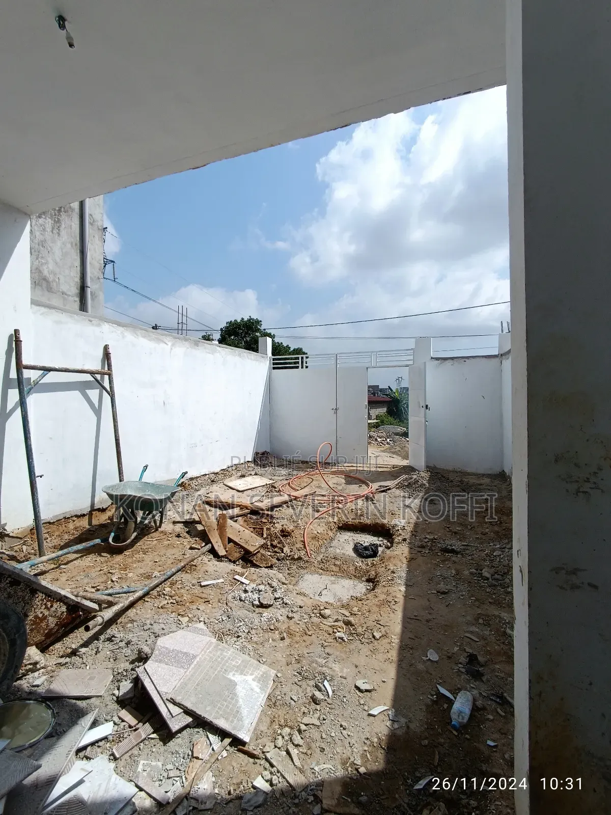 4chbre Duplex dans Villa Duplex, Cocody à Vendre