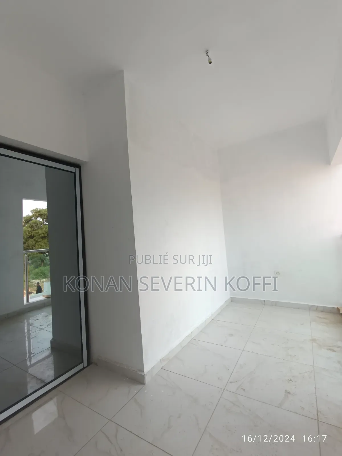 4chbre Duplex dans Villa Duplex, Cocody à Vendre