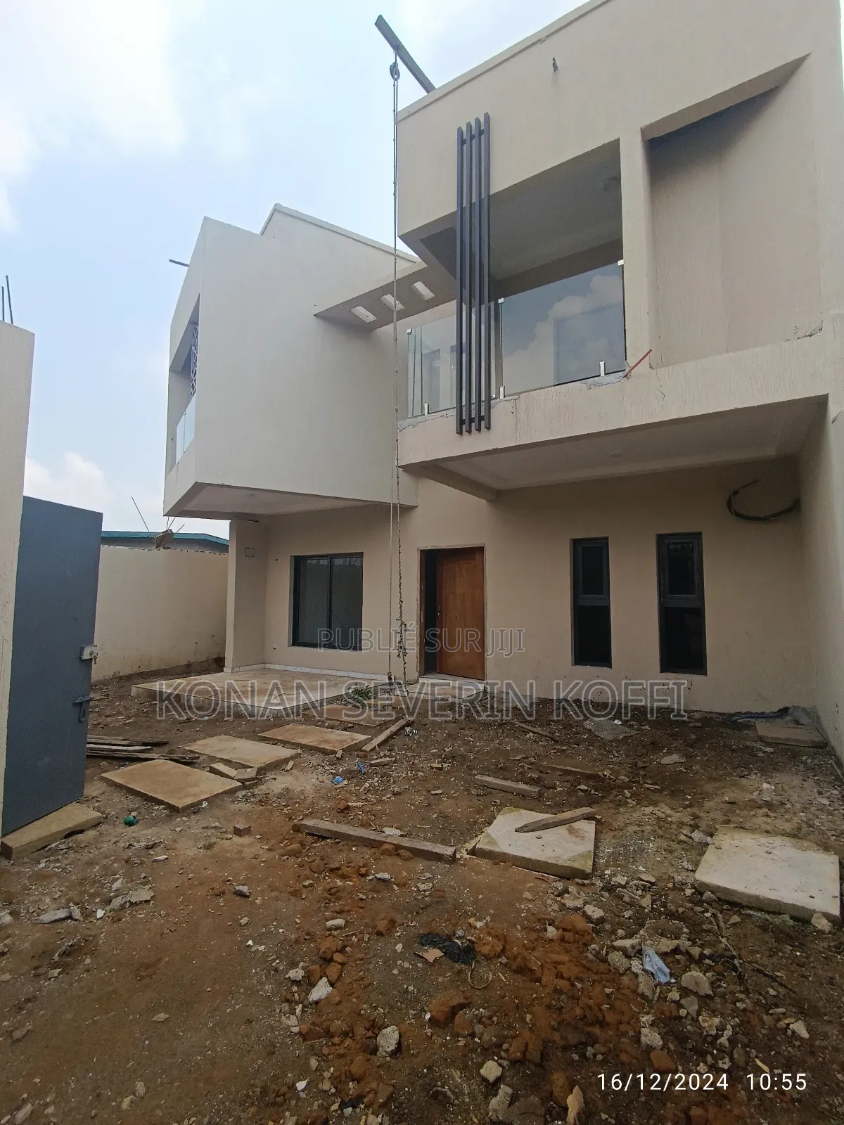 4chbre Duplex dans Villa Duplex, Cocody à Vendre
