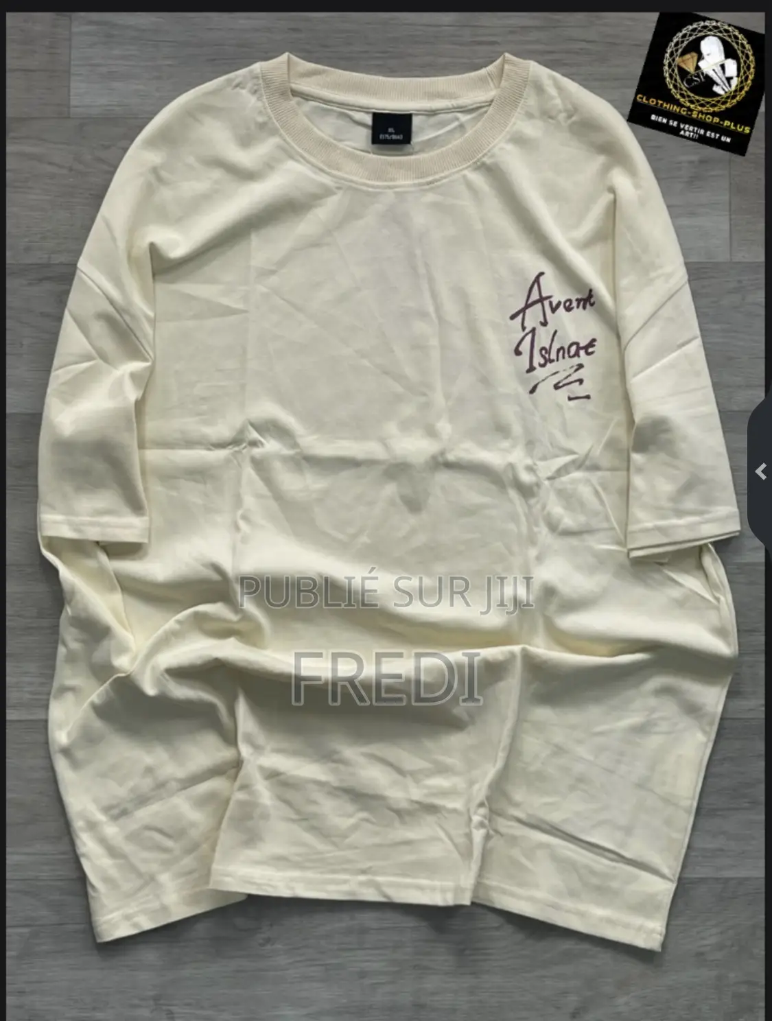 T-Shirt Chic Et Élégant De Qualité