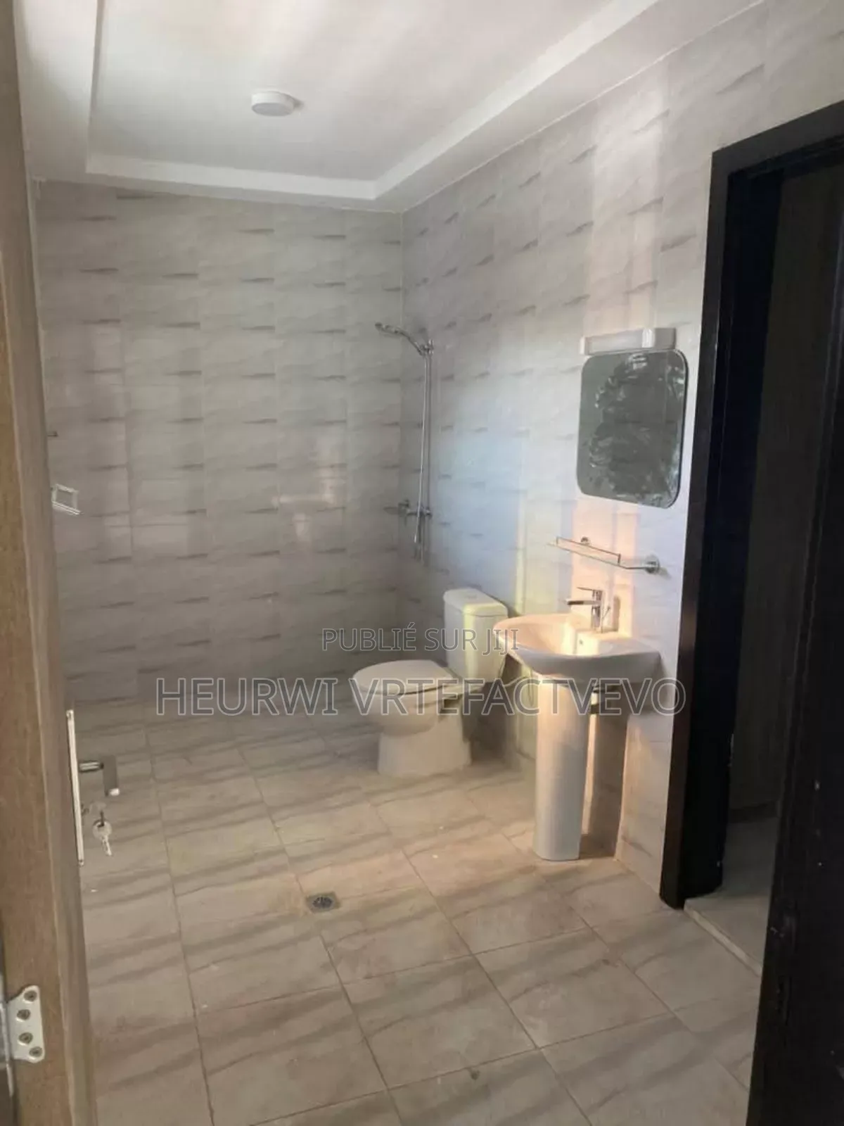 4chbre Duplex dans Isma Immobilier, Cocody à Louer