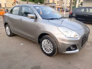 New Suzuki Dzire 2023 Gris