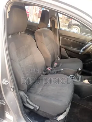 New Suzuki Dzire 2023 Gris