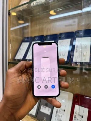 Pomme iPhone 12 64 GB Bleu