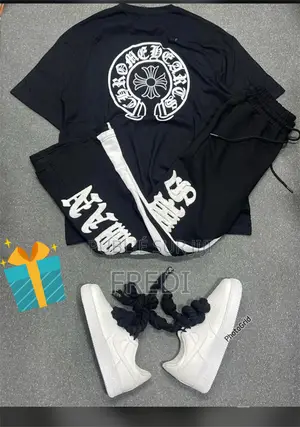 Complet Homme Chic Et Élégant De Qualité