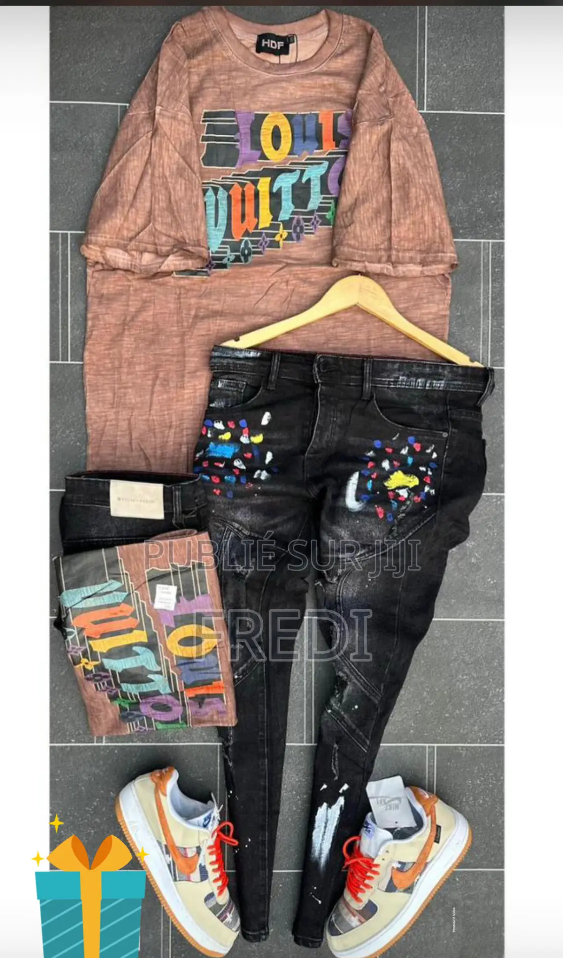 Complet Homme Chic Et Élégant De Qualité