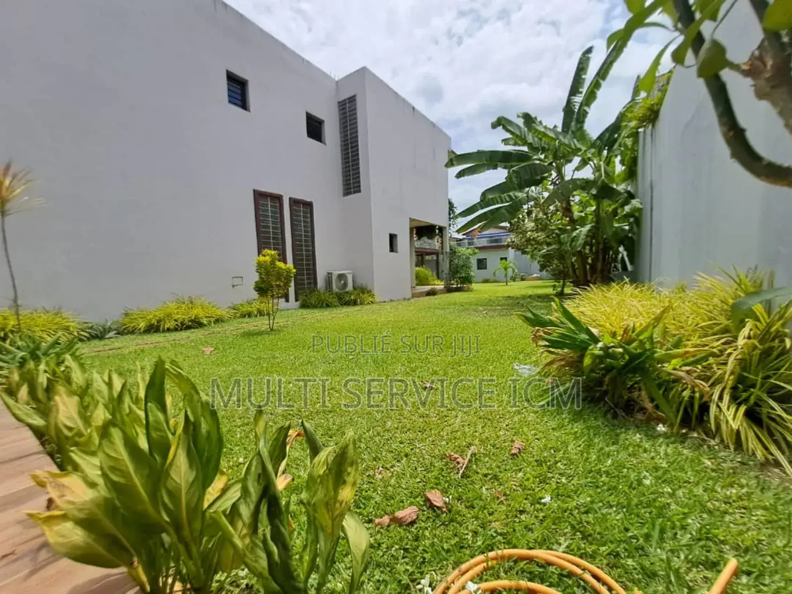 En Location Duplex