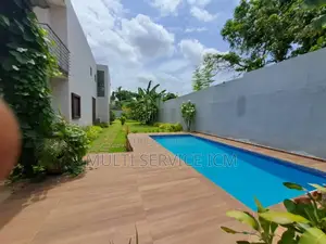 En Location Duplex