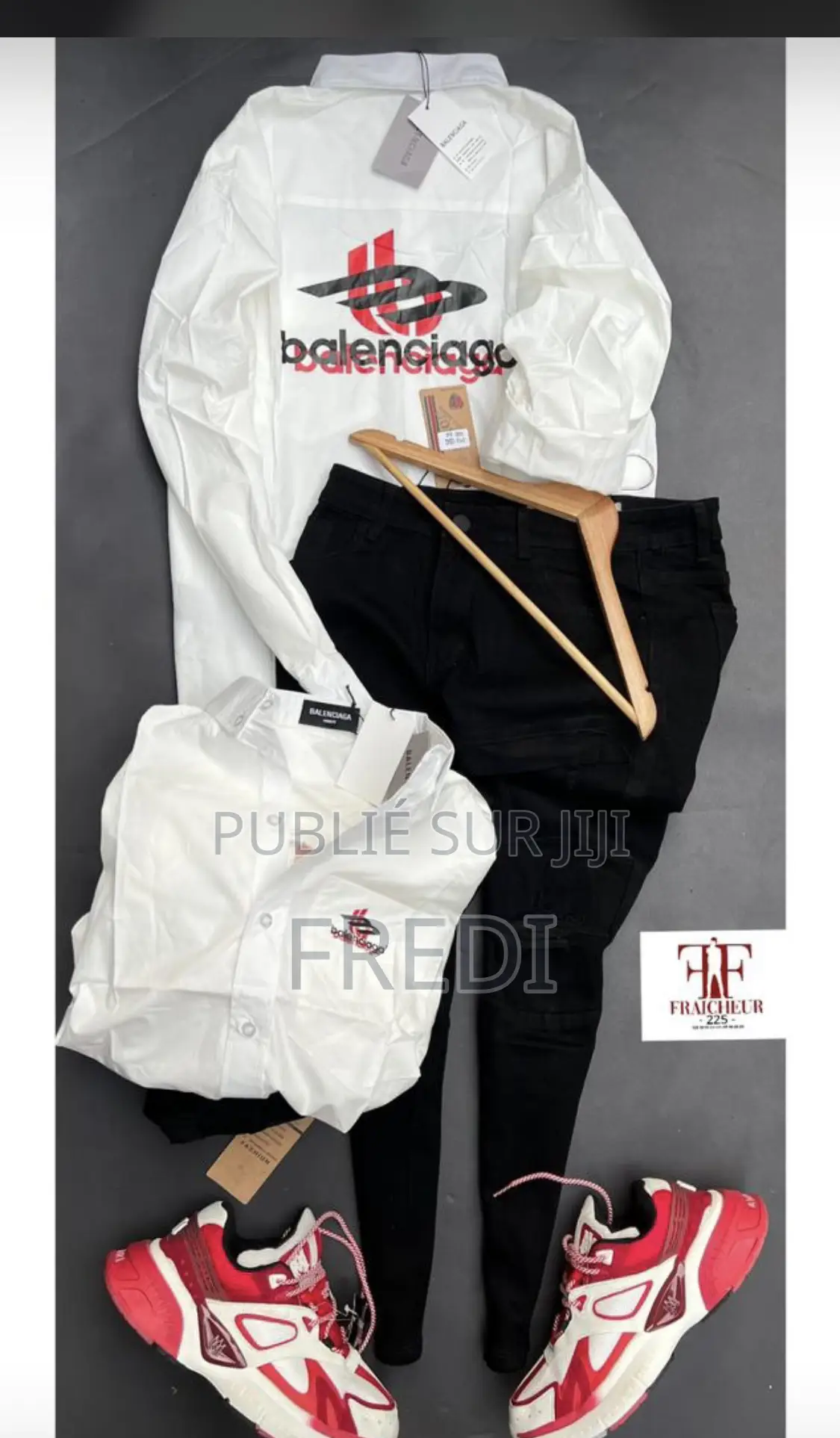 Complet Homme Chic Et Élégant De Qualité