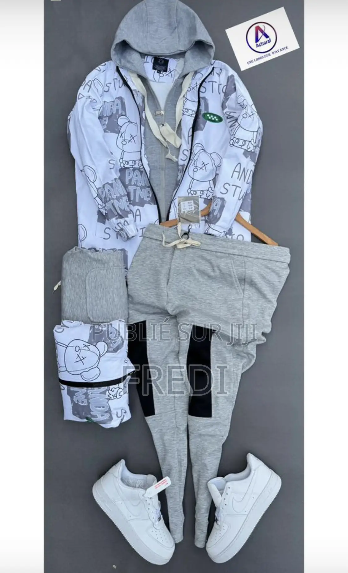 Complet Homme Chic Et Élégant De Qualité