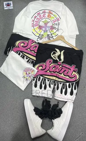 Vêtements Chic Et Élégant De Qualité