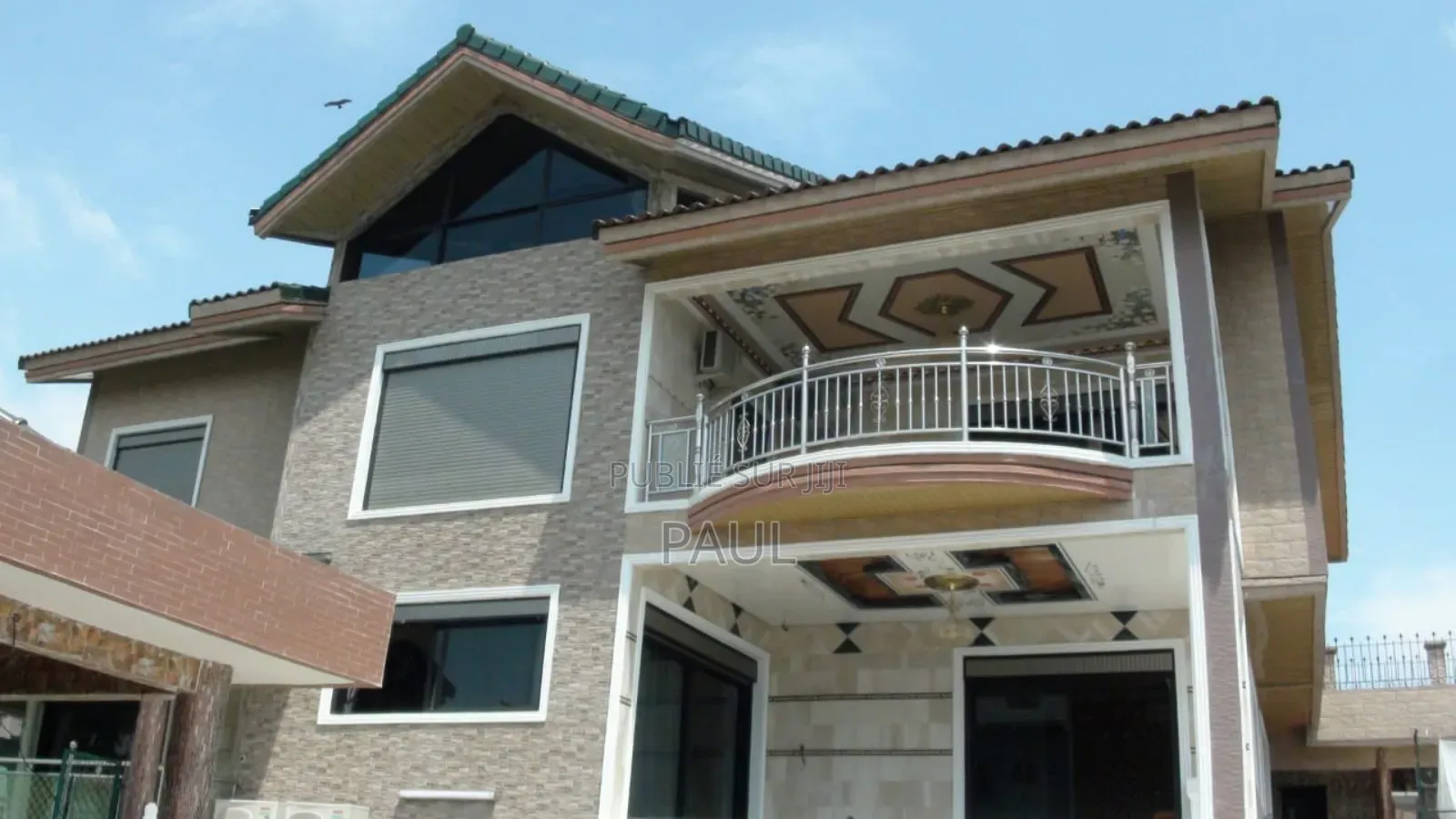 Furnished 20chbre Duplex dans Acasi Immobilier, Cocody à Vendre