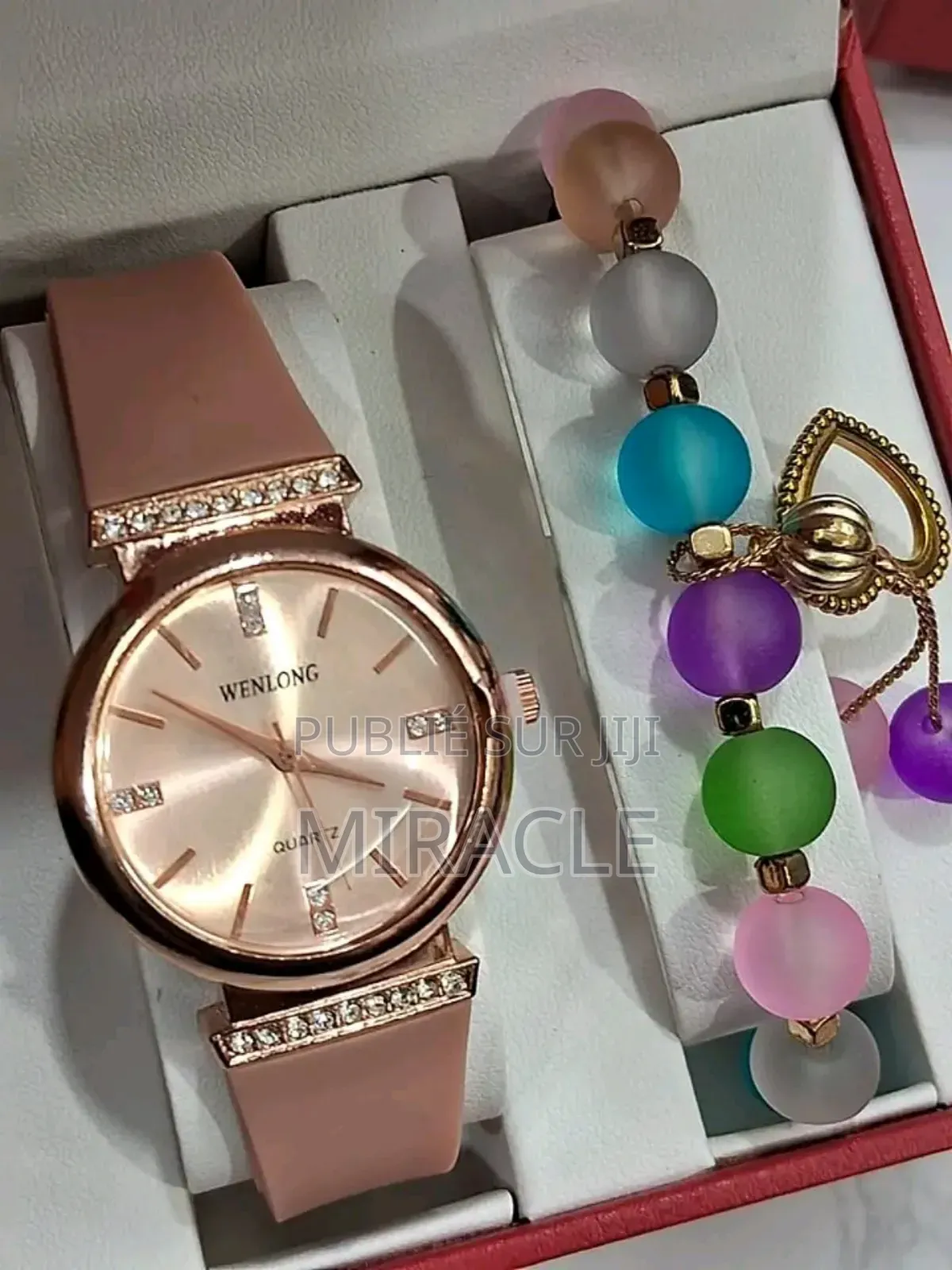 Montre Et Bracelet, Deux en 1. Qualité Irréprochable ! 