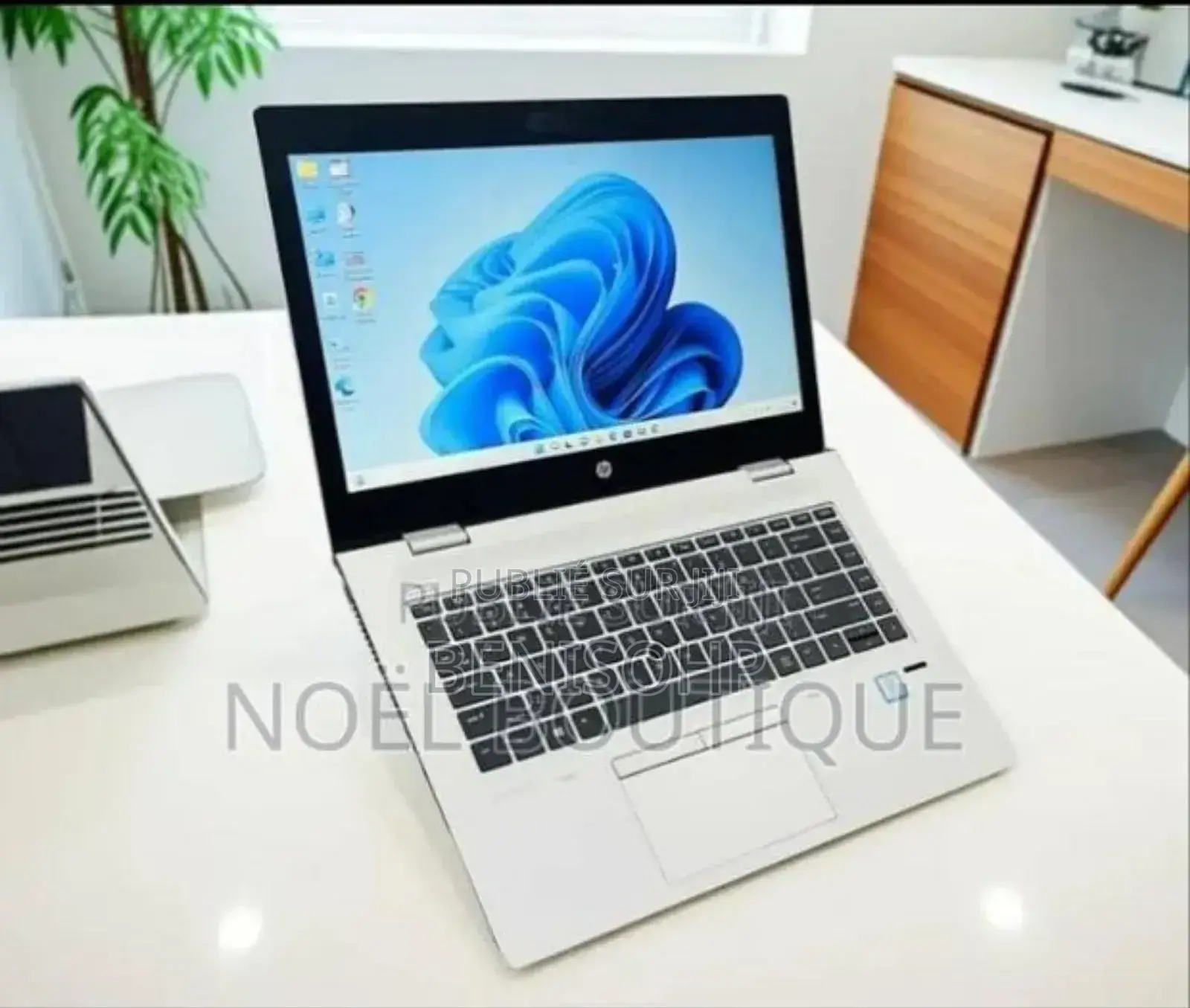 Ordinateur portable HP 14-dq1088wm 8GB Intel Core i5 SSHD+SSD 256GB