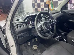 Suzuki Swift 2020 Blanc cassé