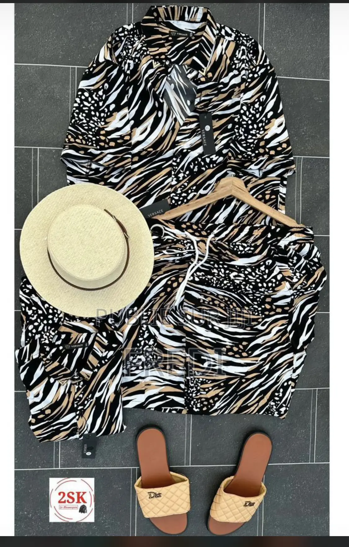 Complet Homme Chic Et Élégant