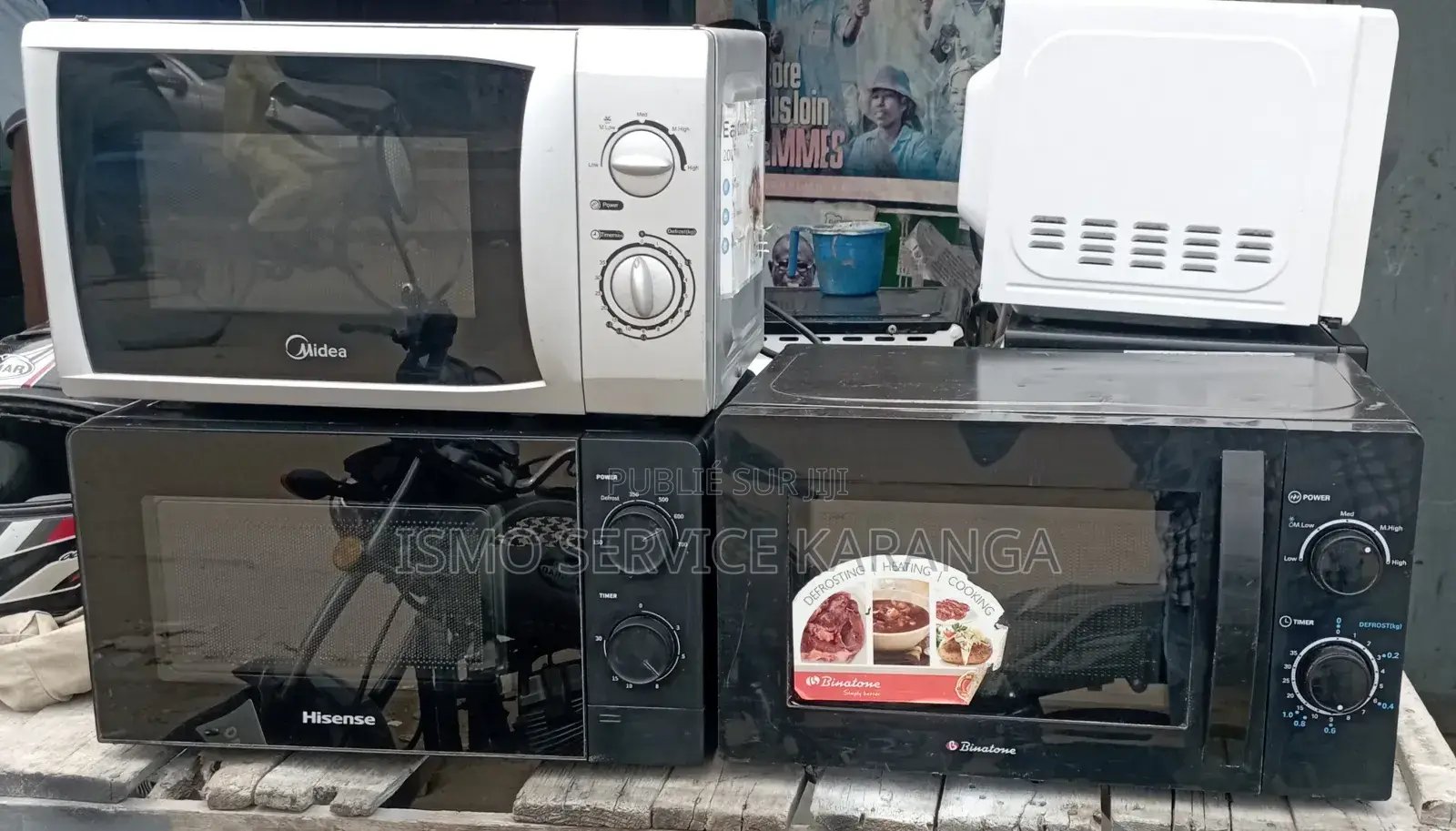 Des Fours Micro-Ondes Disponibles en Très Bon État