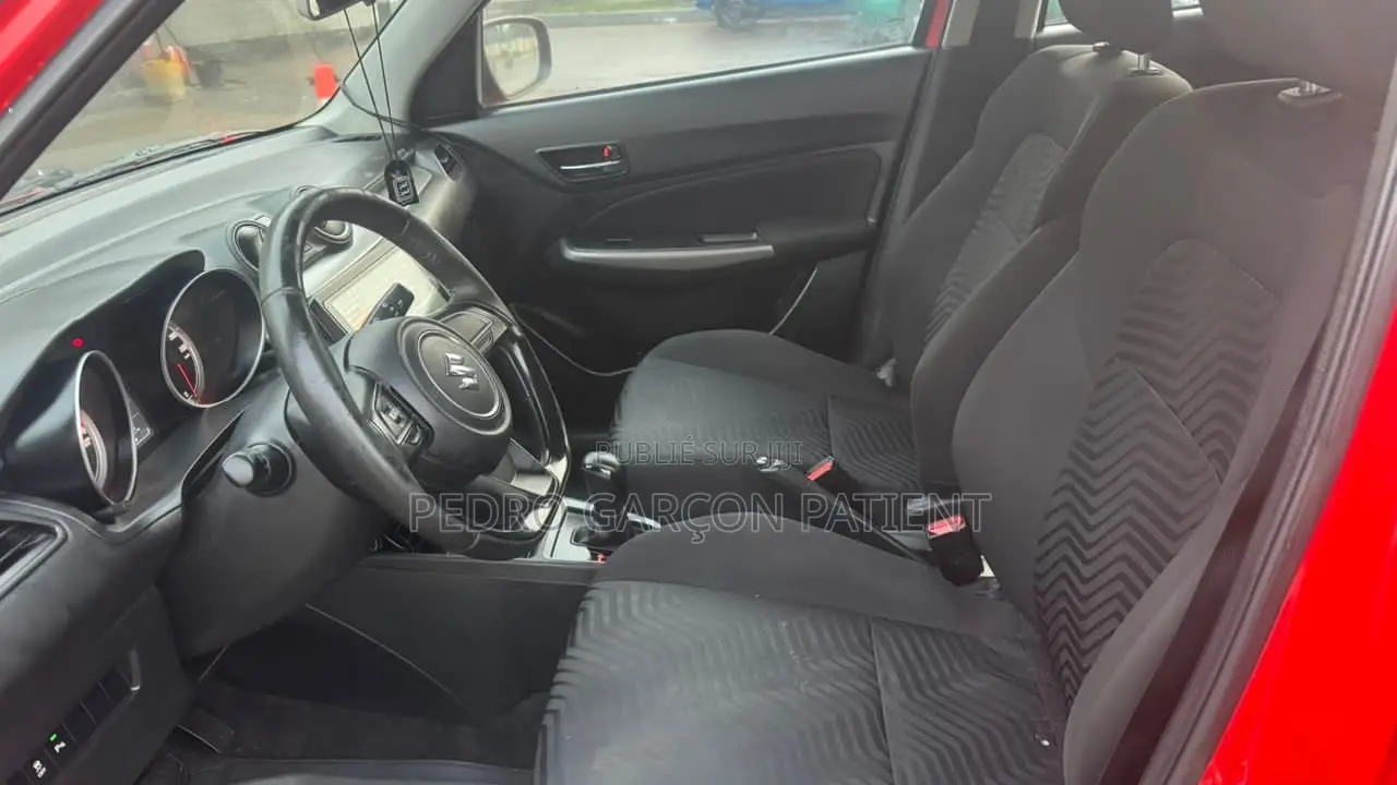 Suzuki Swift 2022 Rouge