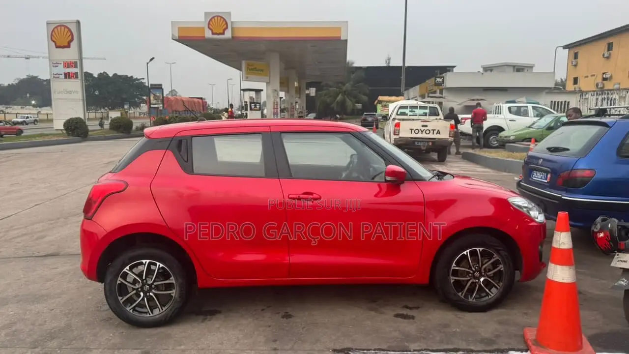 Suzuki Swift 2022 Rouge