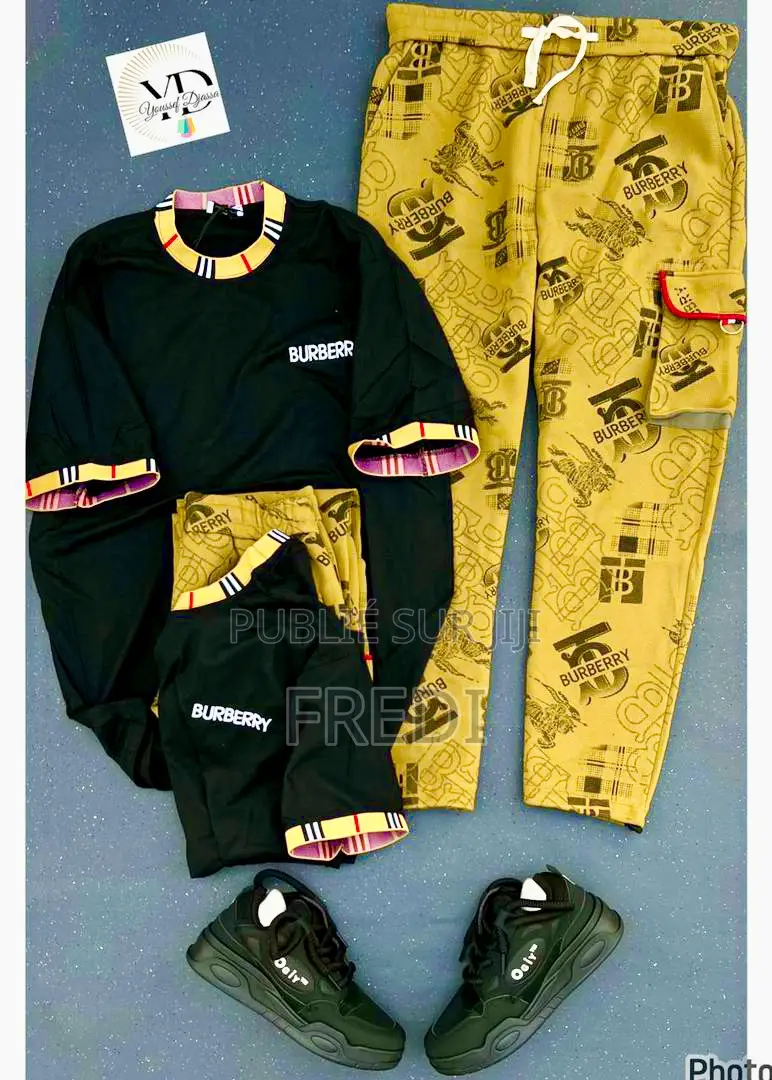 Complet Vêtements Homme Chic Et Élégant