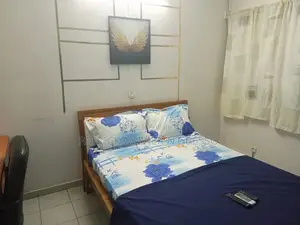 Furnished 1chbre Maison dans Maison Basse Meublée à Louer