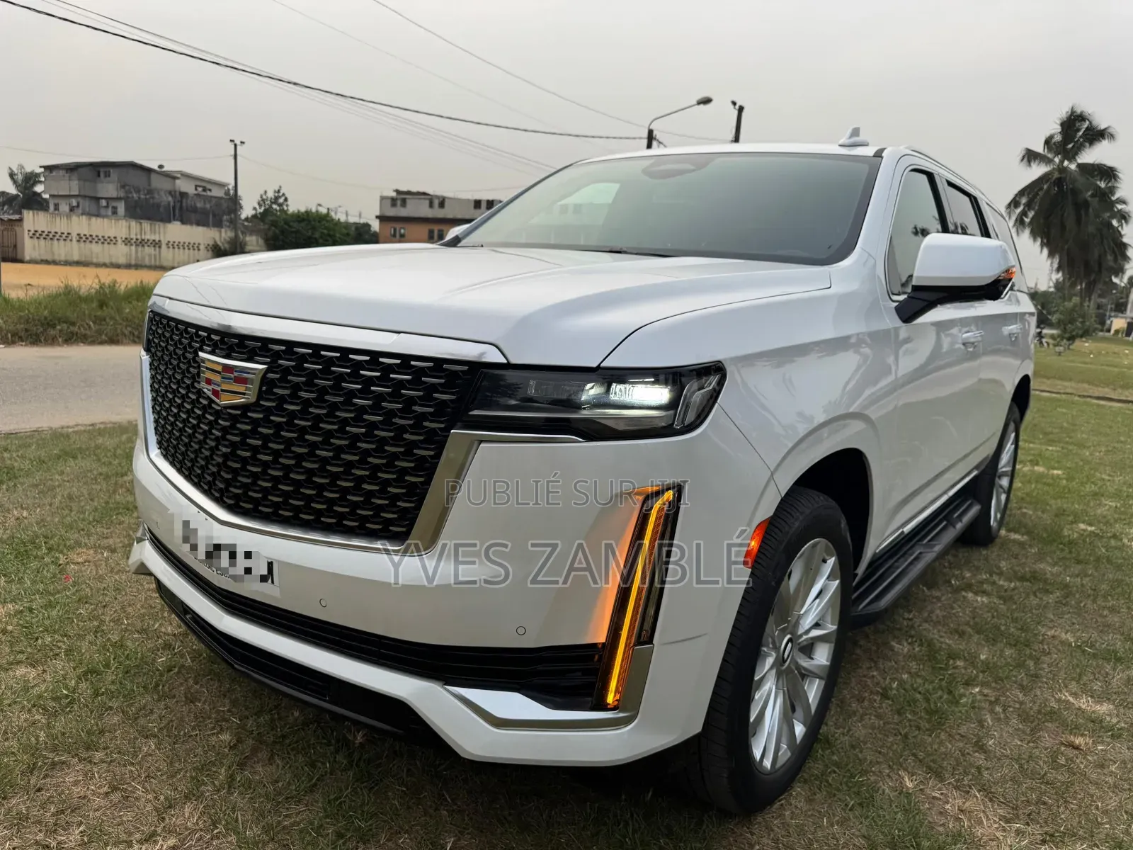 Cadillac Escalade 2023 Beige