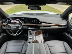 Cadillac Escalade 2023 Beige